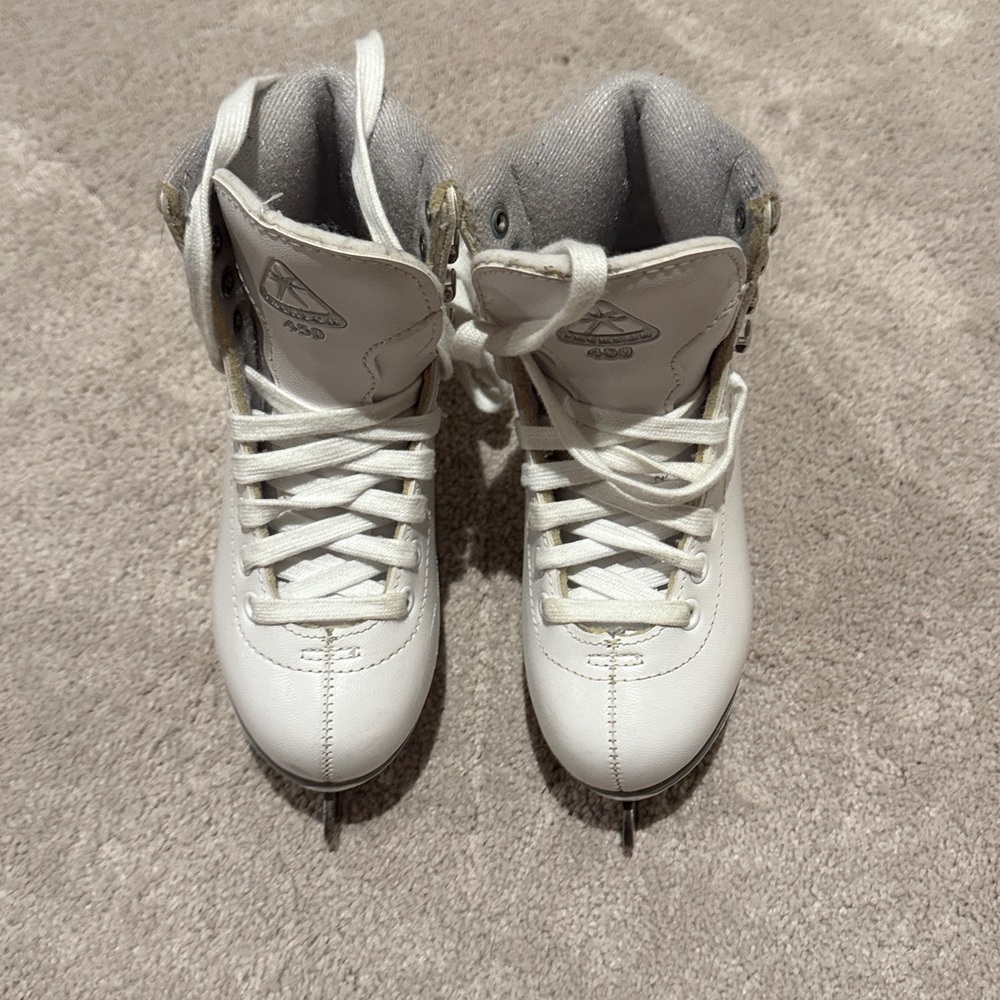 Gently used toddler Sz 12 White Ice Skates with Silver Accents by ultima no box